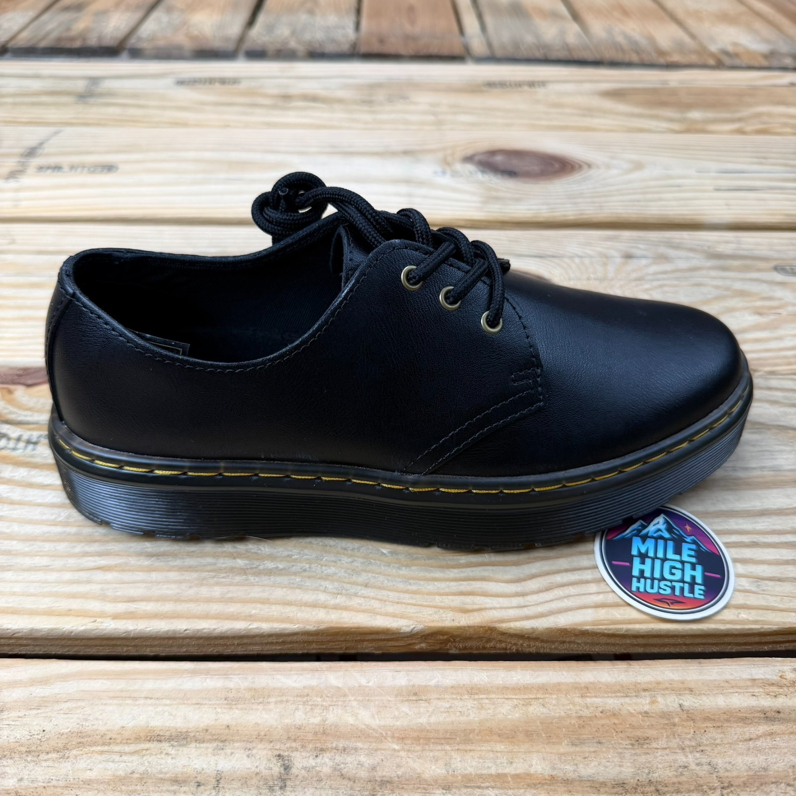 Dr. Martens Zavala Lo LA004 Black Leather Oxford Shoes Women’s 7 New No Box