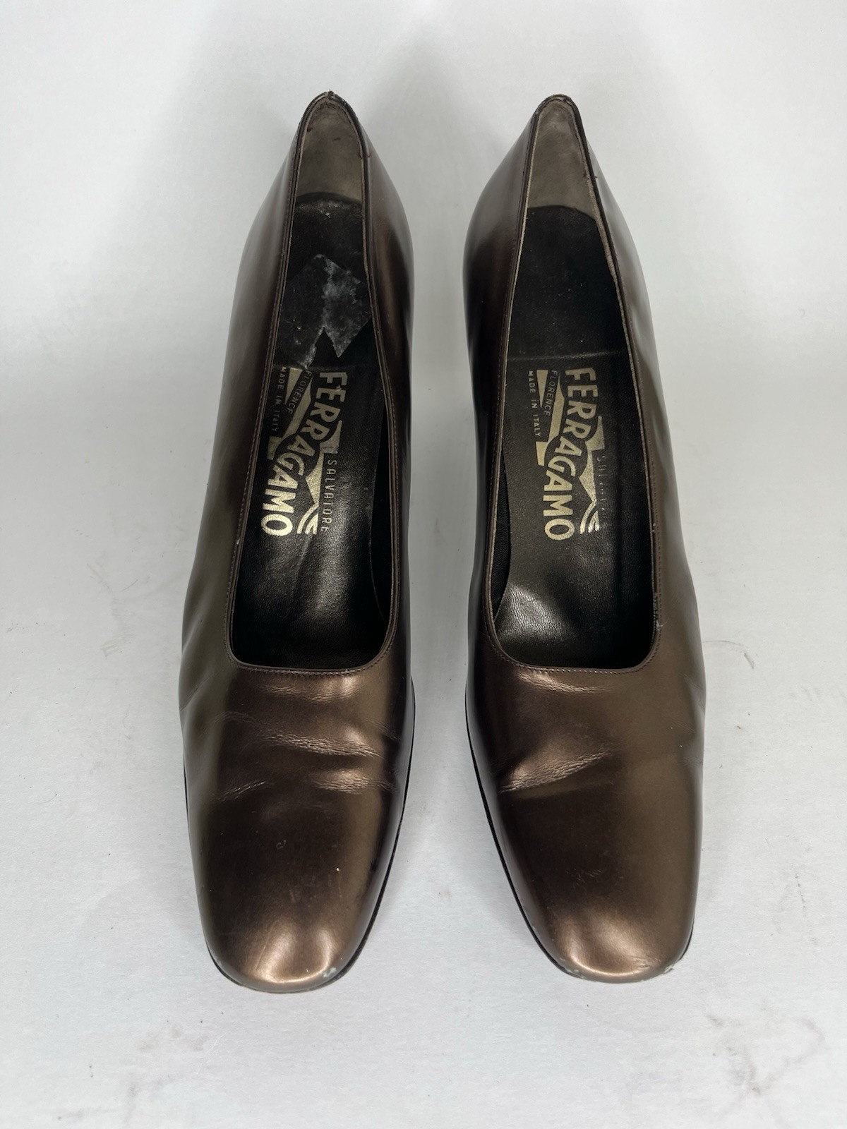Salvatore Ferragamo Bronze Patent Leather Pumps Heels Women’s Sz 9 4A US/39.5EU