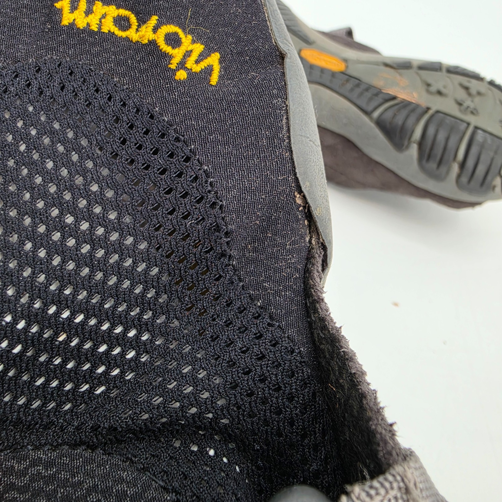 Vibram FiveFingers TrekSport Black Barefoot Womens Size 9.5 10 EU 42 Shoes W4485
