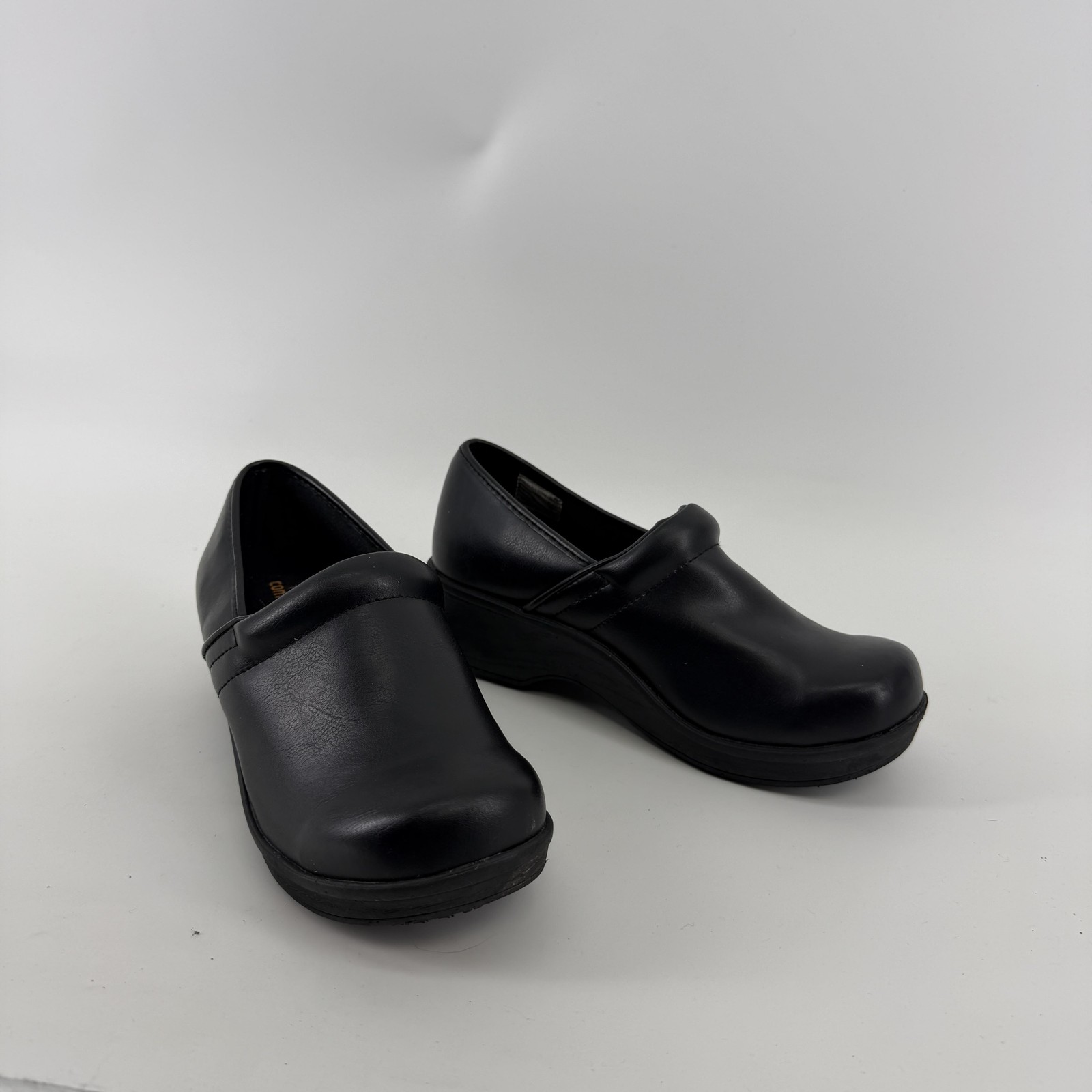 SafeTstep Shoes Womens Size 6.5 Black Workwear Slip On Clogs Non Slip Nursing
