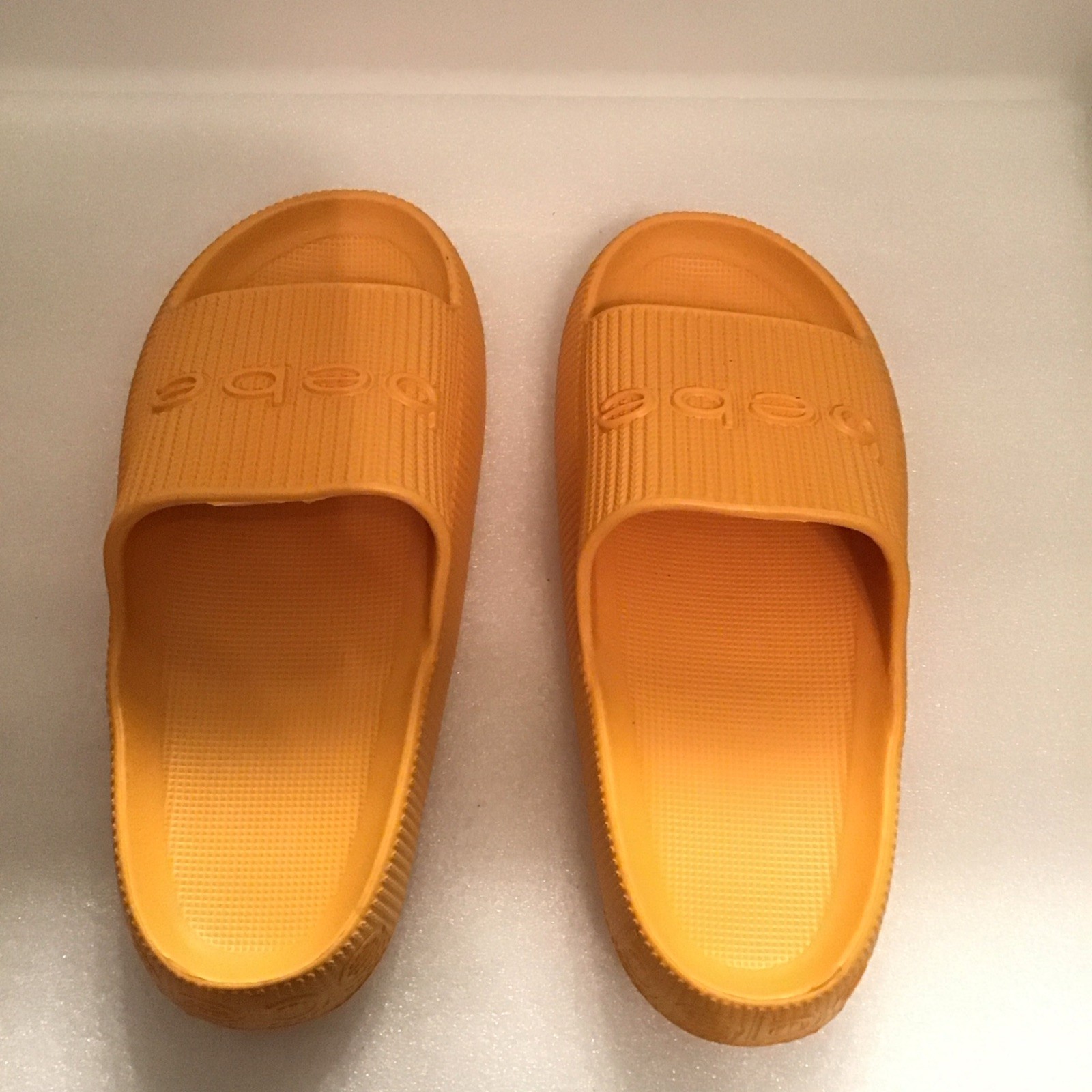 Bebe Slides Orange Sandal Casual Pool Travel Lightweight Womens Size 7 Pre-owned