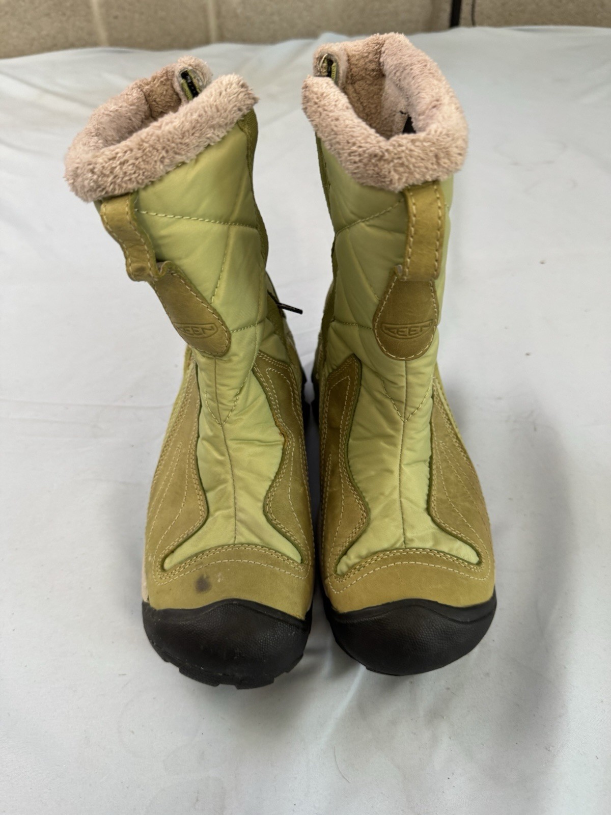 Keen Dry Green Boots Women’s Size 6