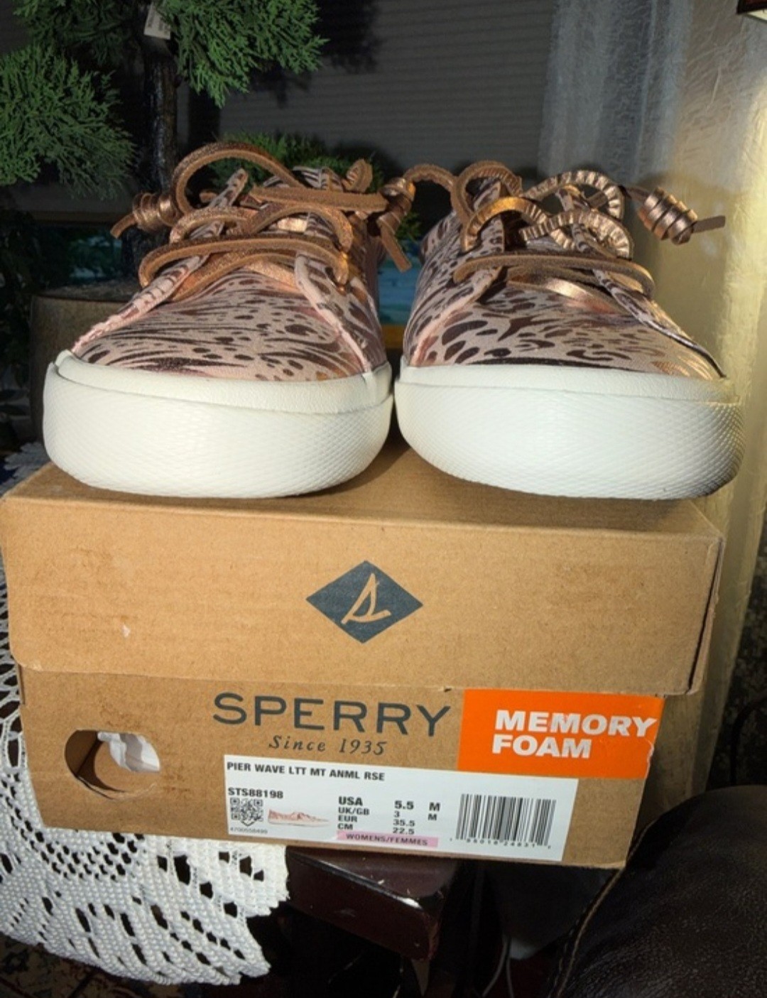 Sperry Pier Wave LT Memory Foam Sneakers Metallic Animal Rose.