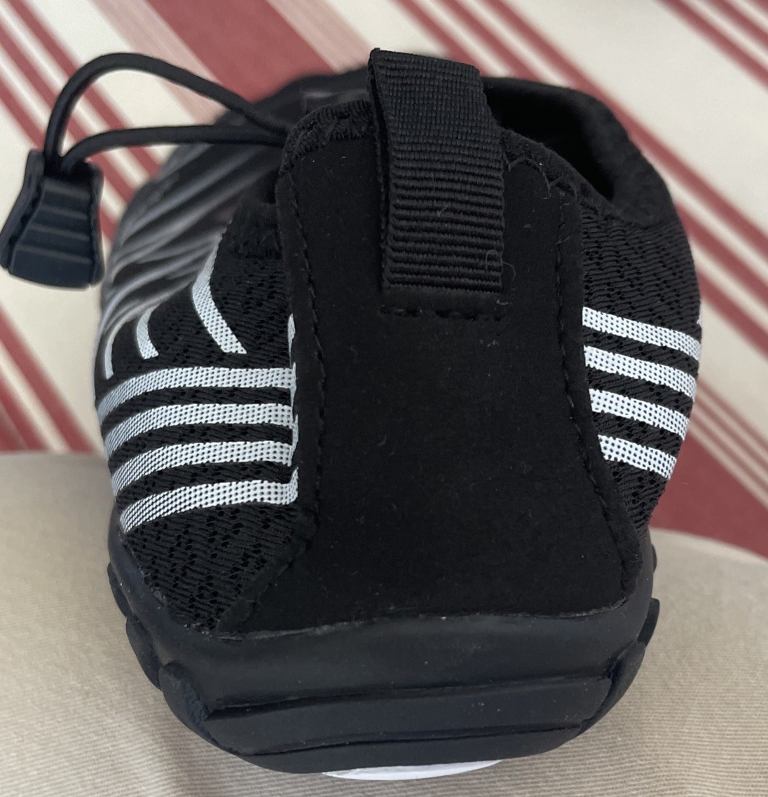 BAREFOOT womens shoes sneakers Sz 39 (EU) BLACK NEW (8-8.5/US 9.9” Foot Length)