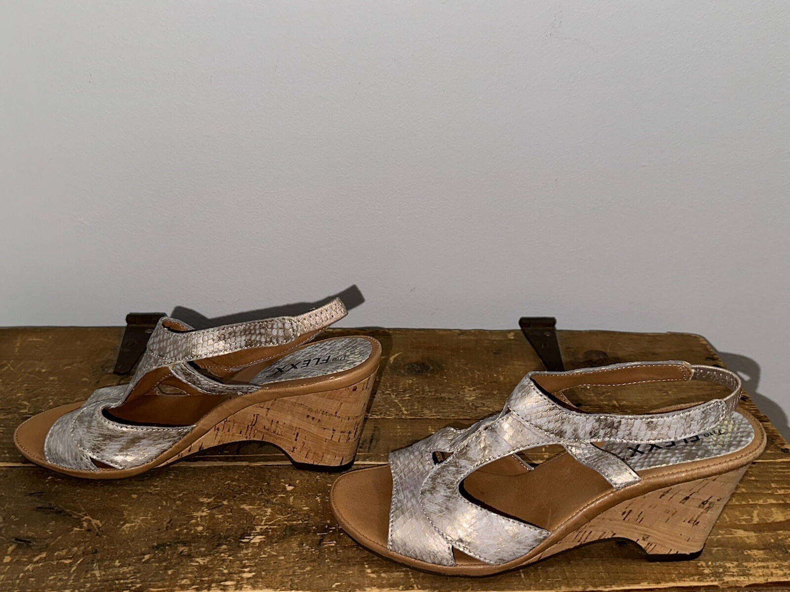 The Flexx Cutout Metallic Leather Embossed Snakeskin Pattern Cork Wedge-Size 6.5