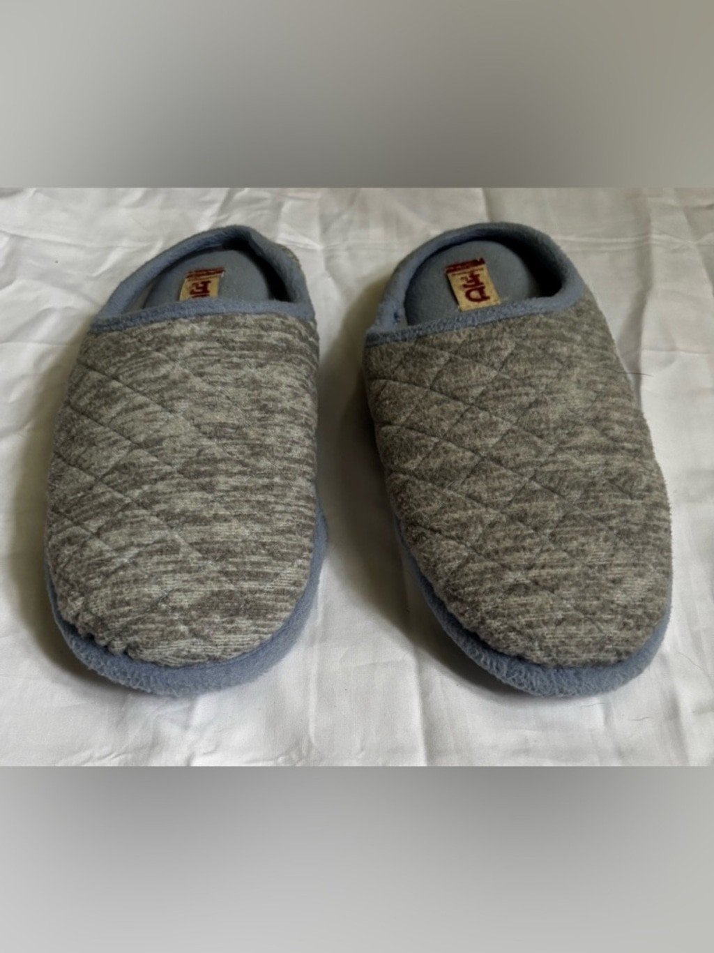Dearfoams Women’s Slipper Bundle in Blue/Black/White/Grey Sz M 7-8