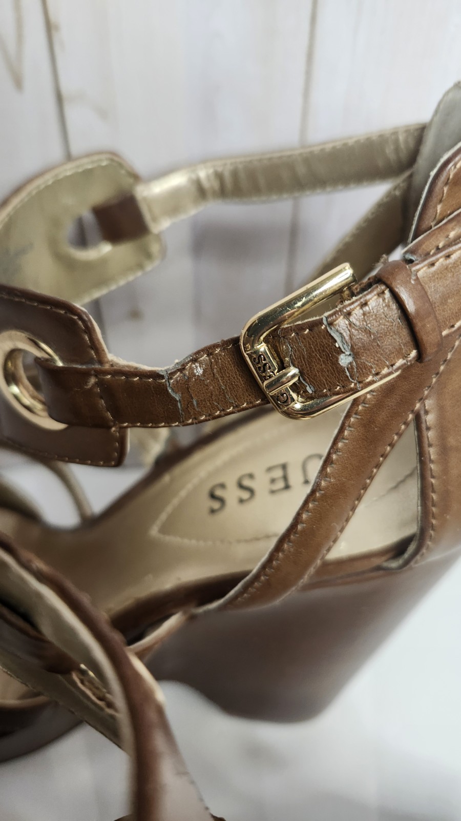 GUESS women’s open toe Gladiator Style wedge Platform sandals BROWN 8M-some wear