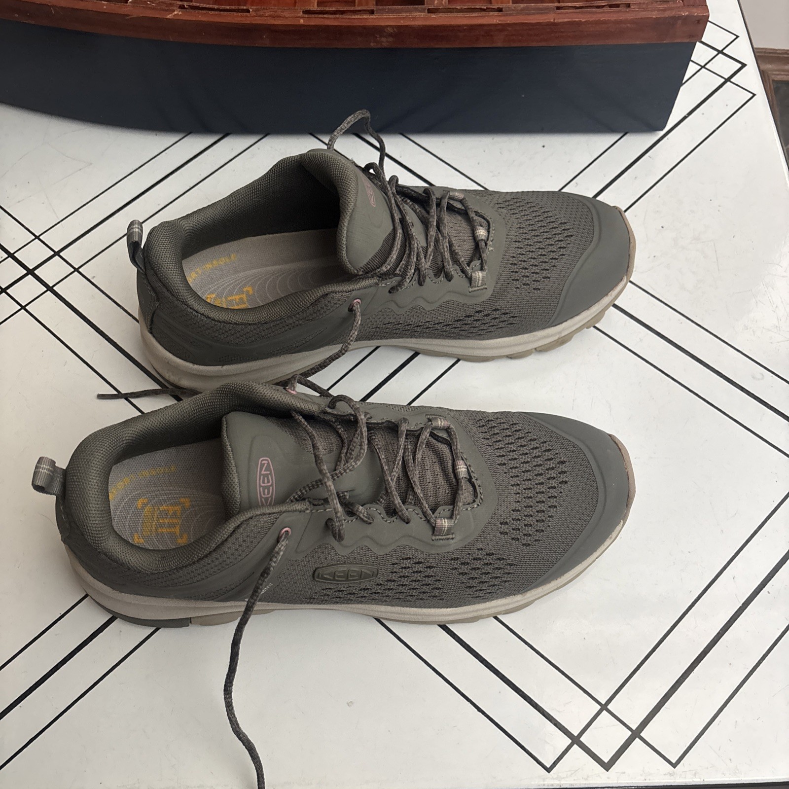 KEEN KonnectFit Keen Dry Trail Hiking Shoes Womens Sz 9.5 Gray Terradora 2