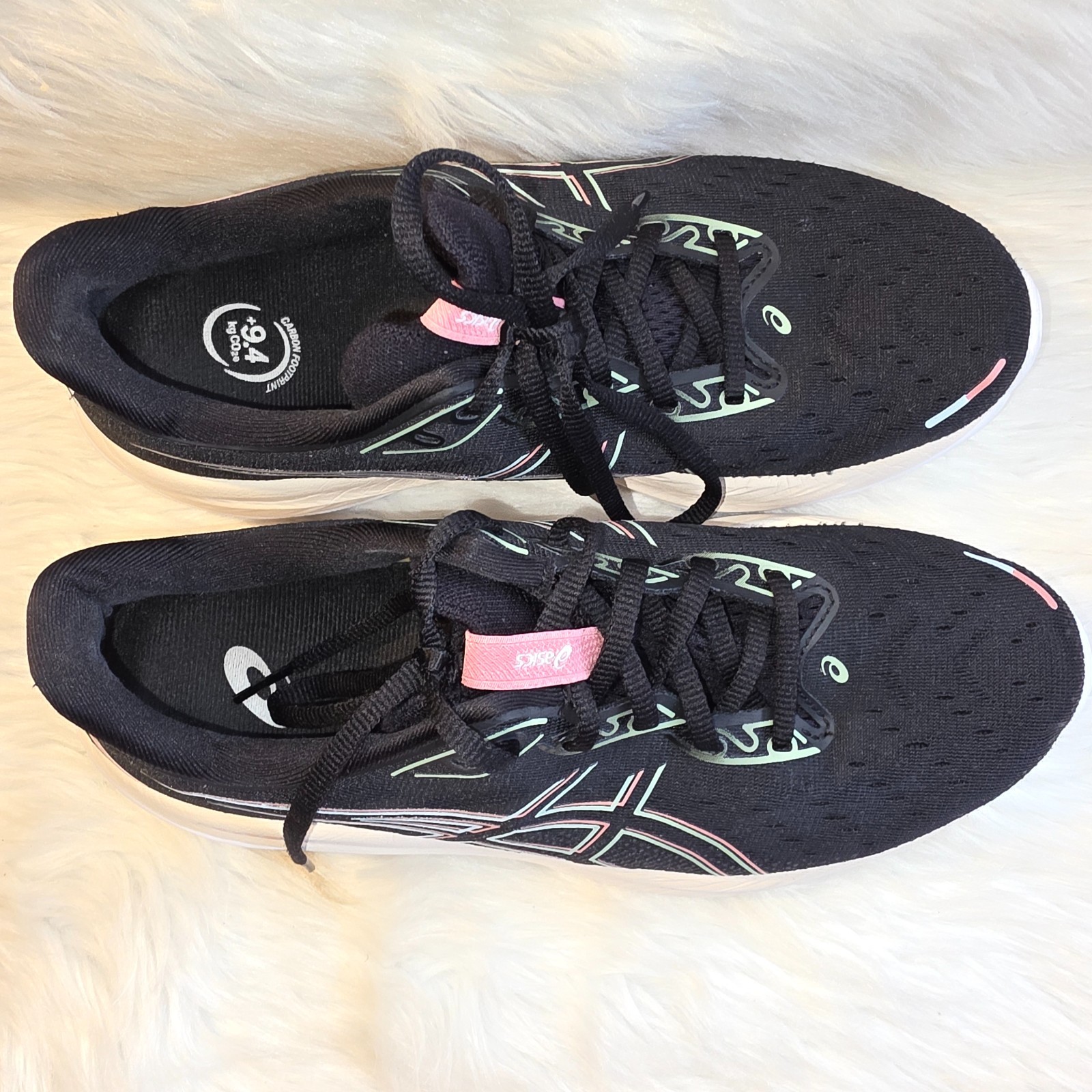Women’s Running Shoes – Size 9 – ASICS Gel-Cumulus 26 Black Pink 1012B599