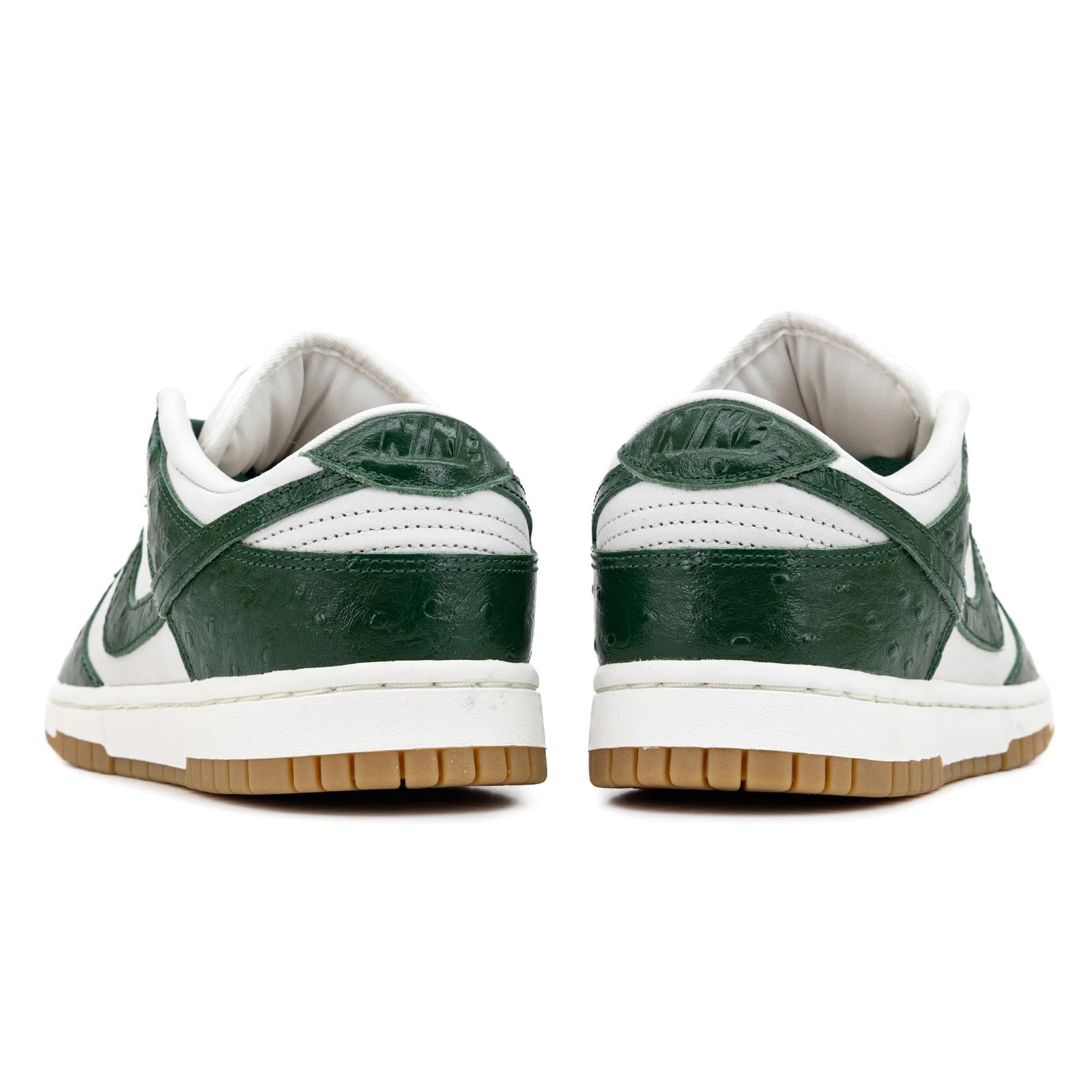 Women’s Nike Dunk Low LX «Green Ostrich» Phantm/Gorge Gn-Sl (FJ2260 002)