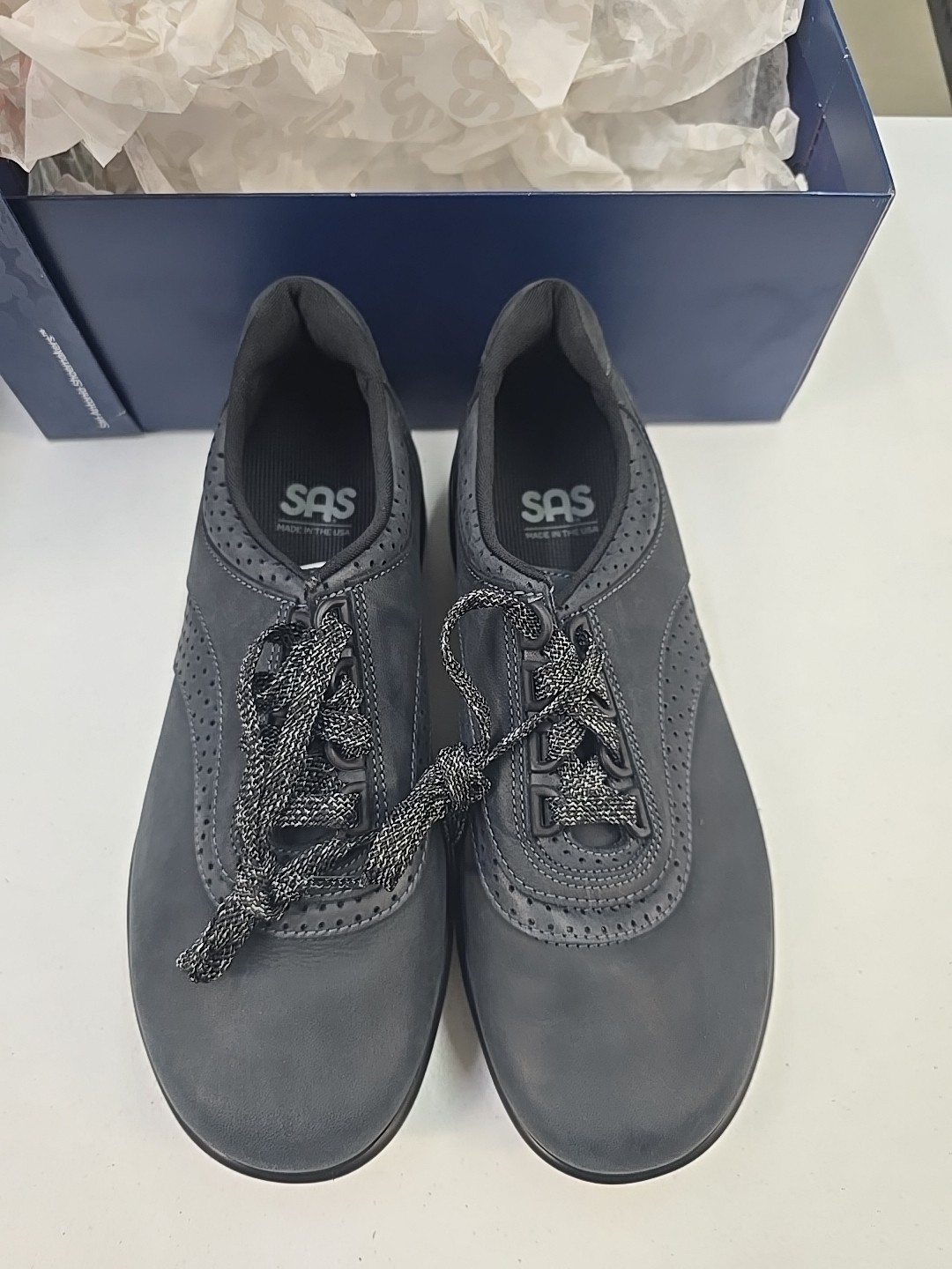SAS Walk Easy Nero 10 Medium Women’s Shoes New In Box *Shipping Cost Varies*