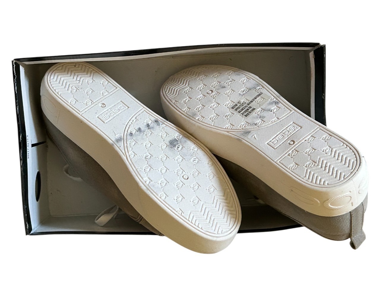 BEBE Women’s Light Gray Canvas White Logo Platform Sneakers Shoes 7 M NEW 🌸