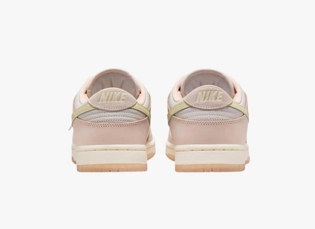 Nike Dunk Low Women’s Size 7.5 Light Soft Pink Coconut Milk