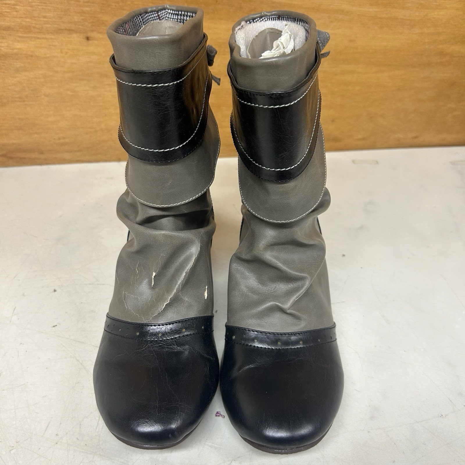 Women’s Short Boots Gray Black Size 24.0cm EEE Used