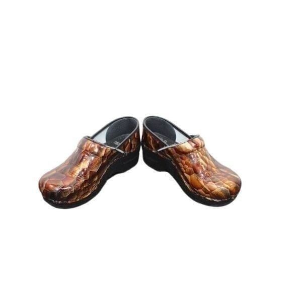 Dansko Clogs Sz 35
