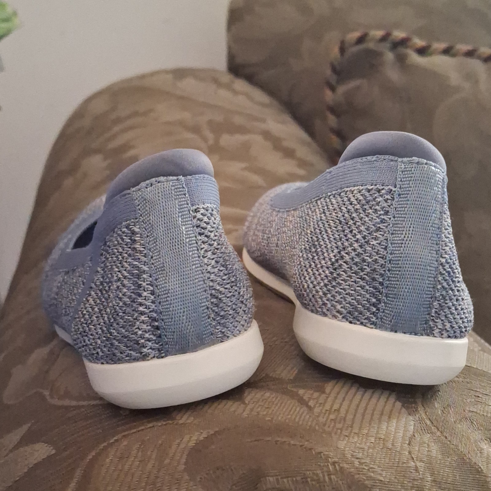 Clarks Cushionaire Women’s Gray Knit Flats Lightweight Comfort Round Toe 6