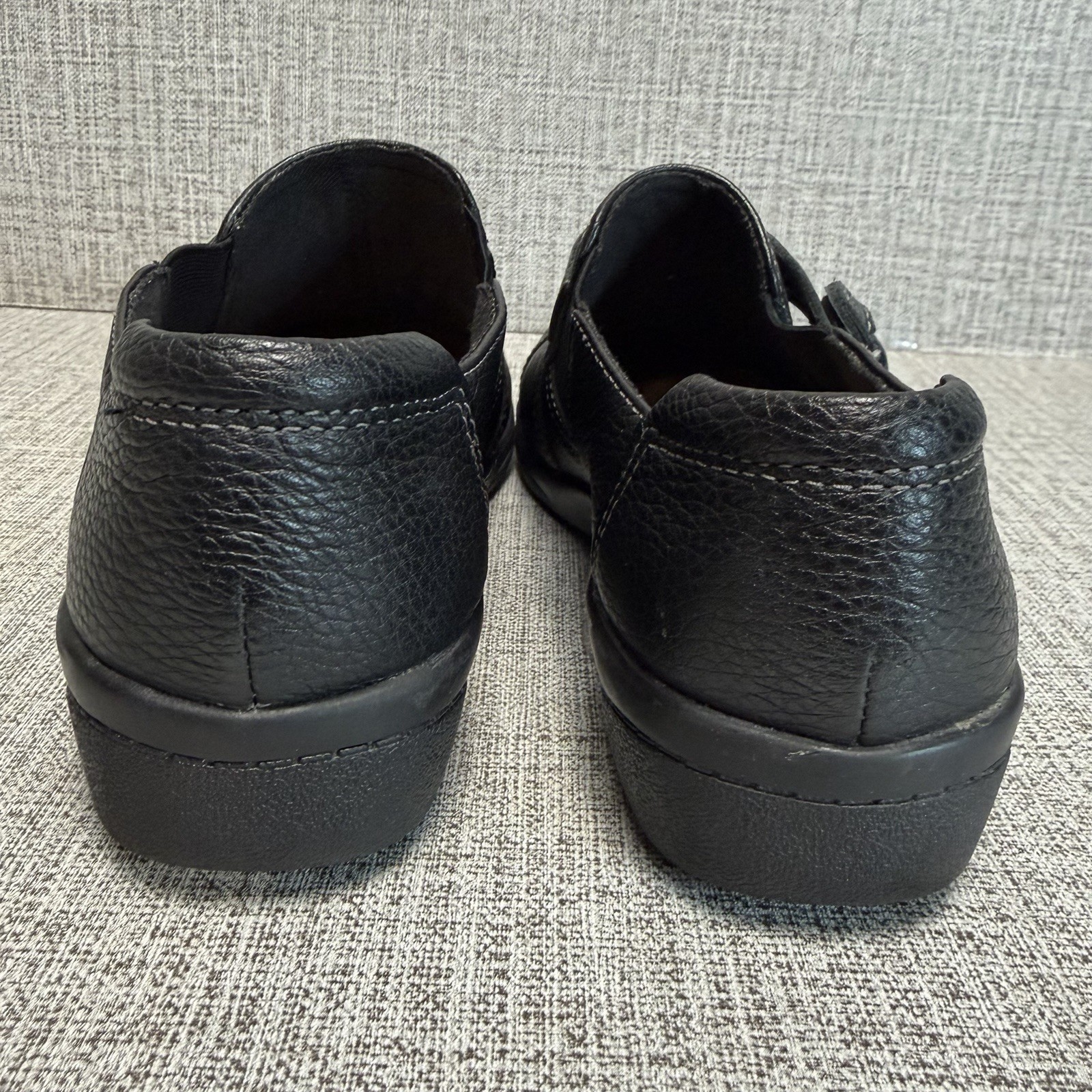 Clarks Shoes Womens Sz 6.5 Black Slip On Casual Comfort 15807 Cheyn Madi
