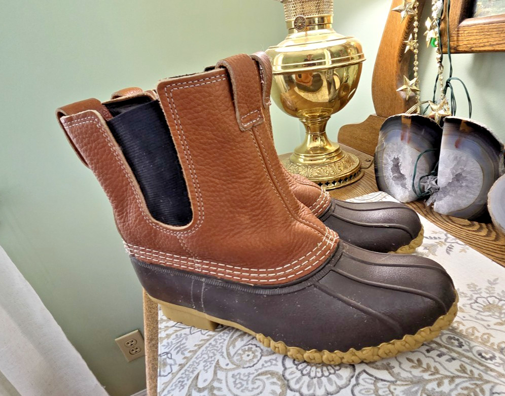 LL Bean Women’s Duck Boots Size 9 Excellent Shape-Pull On Chelsea Need Insoles