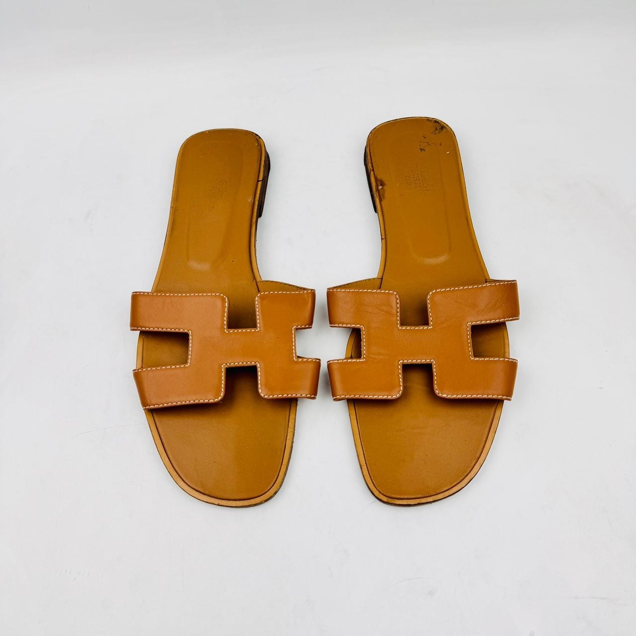 Hermes Oran H Slide Sandals Gold Tan Leather Womens EU 41 US 10.5 Made in Italy