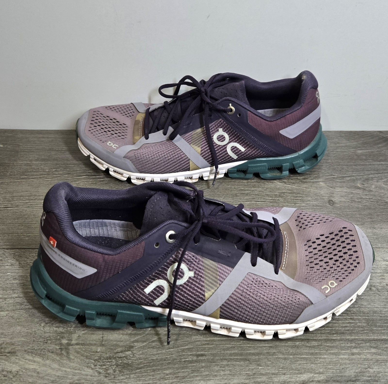 ON CLOUD Swiss Engineering Womens Cloudflyer Purple Green Running Shoe Size 9