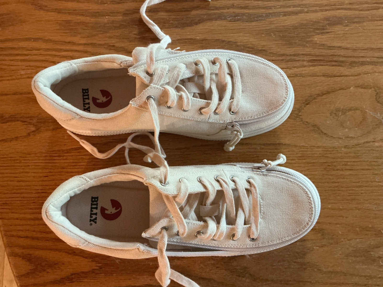 NEW Billy Footwear Women Sneaker Low Top Zip Up White Adaptive Sz 8m