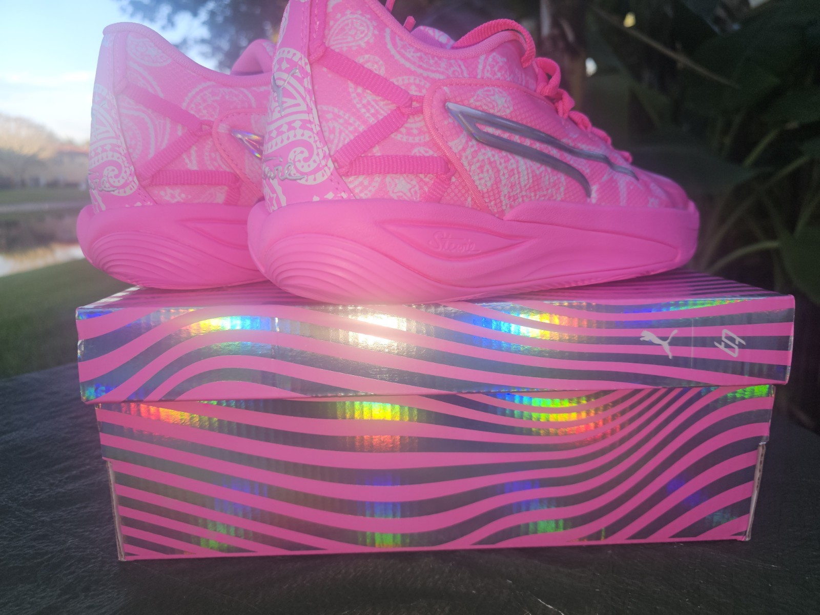 Size 10 PUMA Stewie 4 Shooting Stars Womens Basketball Shoe 312171 Mens Size 8.5