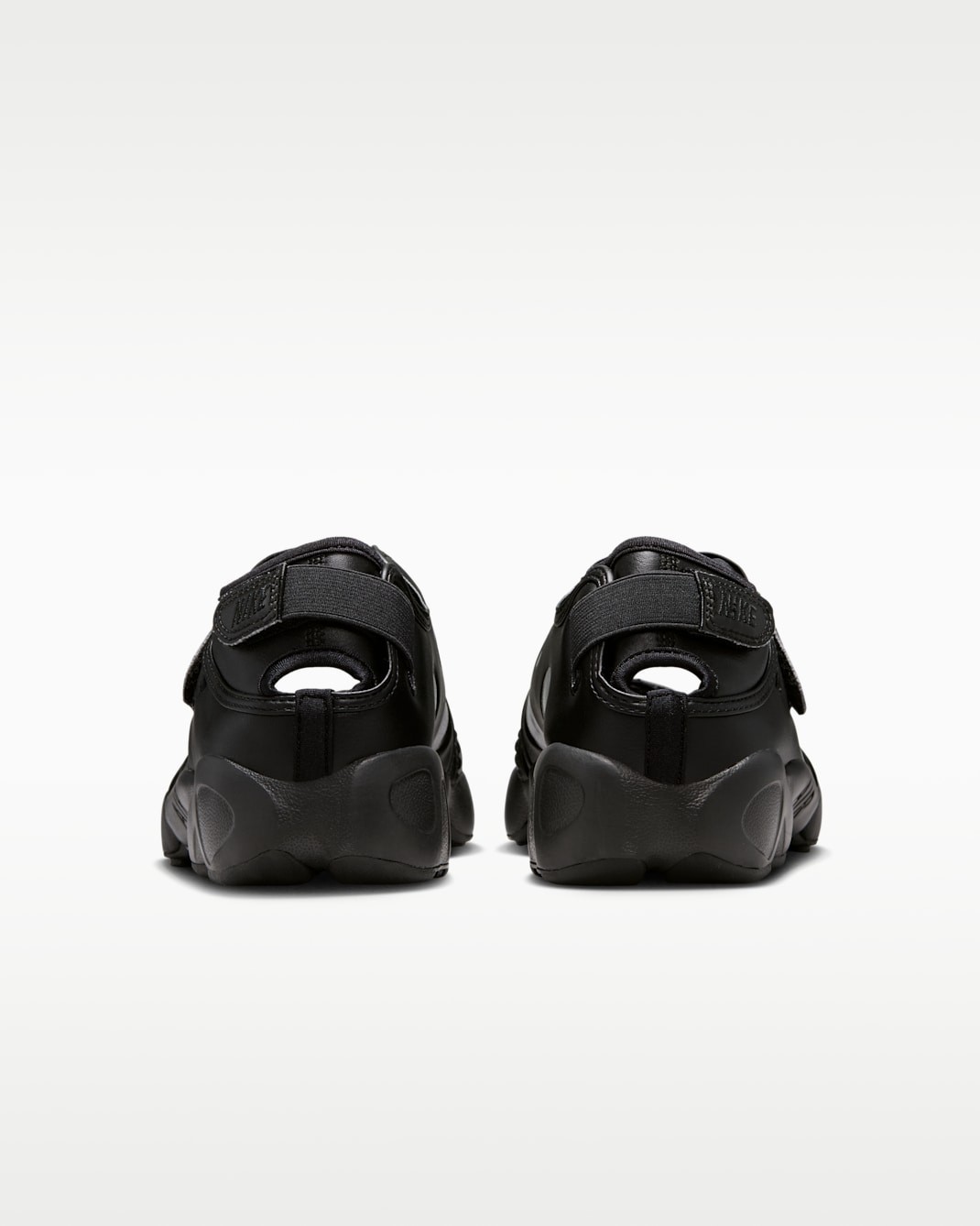 NIKE Women’s Air Rift IR1226-002 Black Black Black