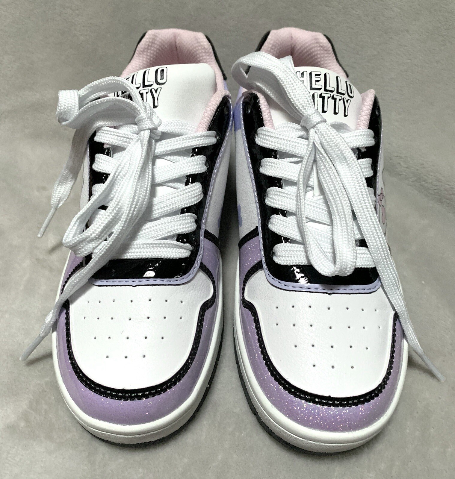 NEW Hello Kitty Women’s Lavender Sparkle Lace-Up Court Sneaker Shoes Size: 6