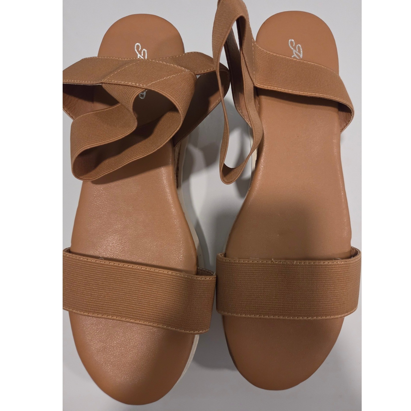 Karlie Women Tan Elastic Strap Platform Wedge Sandals White Lug Sole Size 10