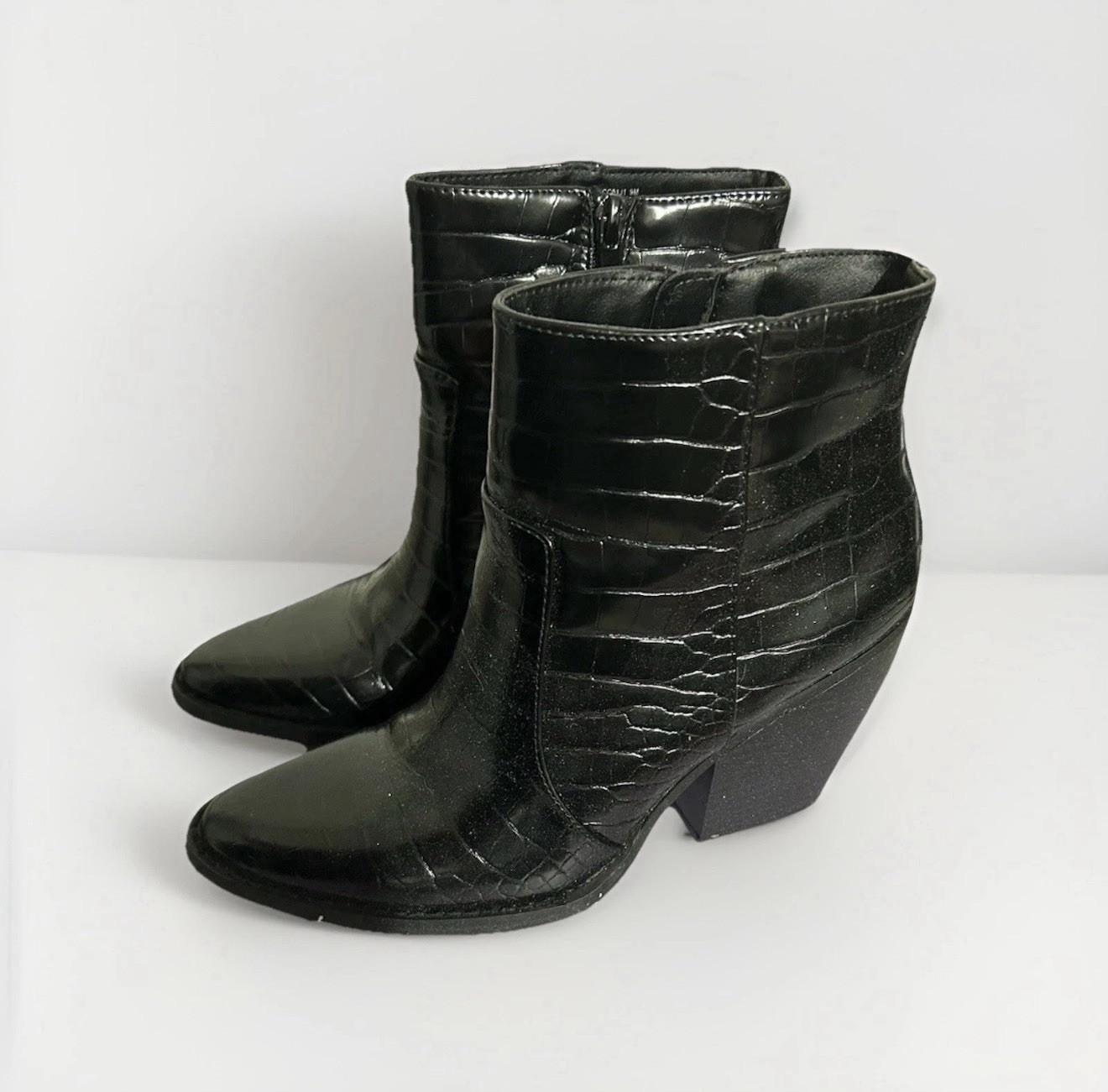 Madden Girl Women’s Black Faux Leather Ankle Booties Croc Embossed Sz 9 NEW