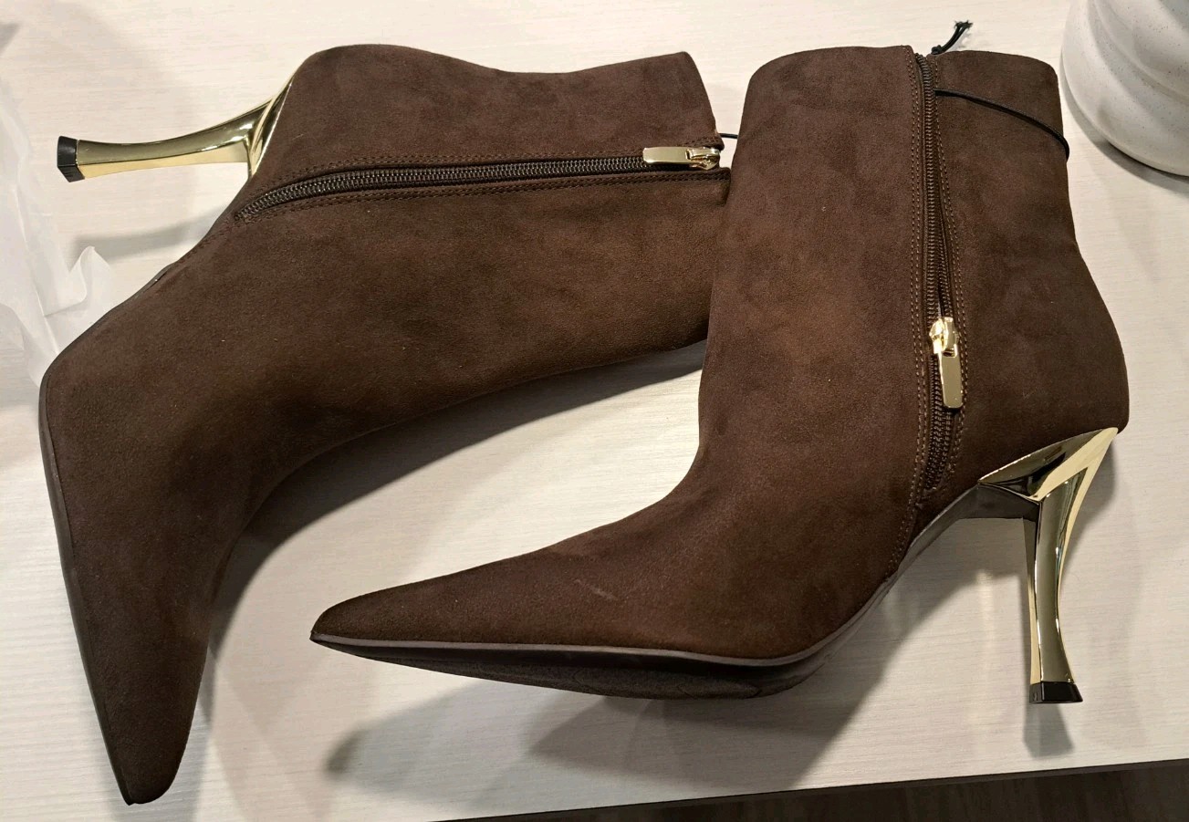 Nine West Brown Suede Gold Heel Pointed Toe Ankle Bootie Size 11