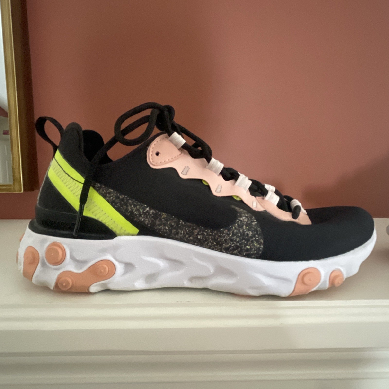 Nike CD6964-002 Women React Element 55 Shoes Sneakers Black Coral Size 8