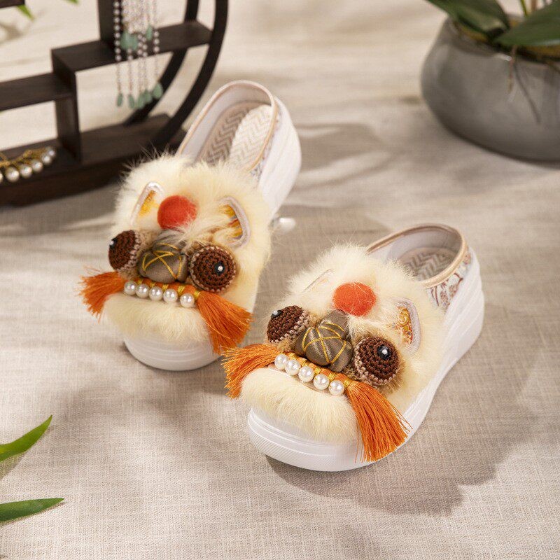 Chinese Handmade Embroidered Slippers Women Platform Mules Flats Cloth Shoes