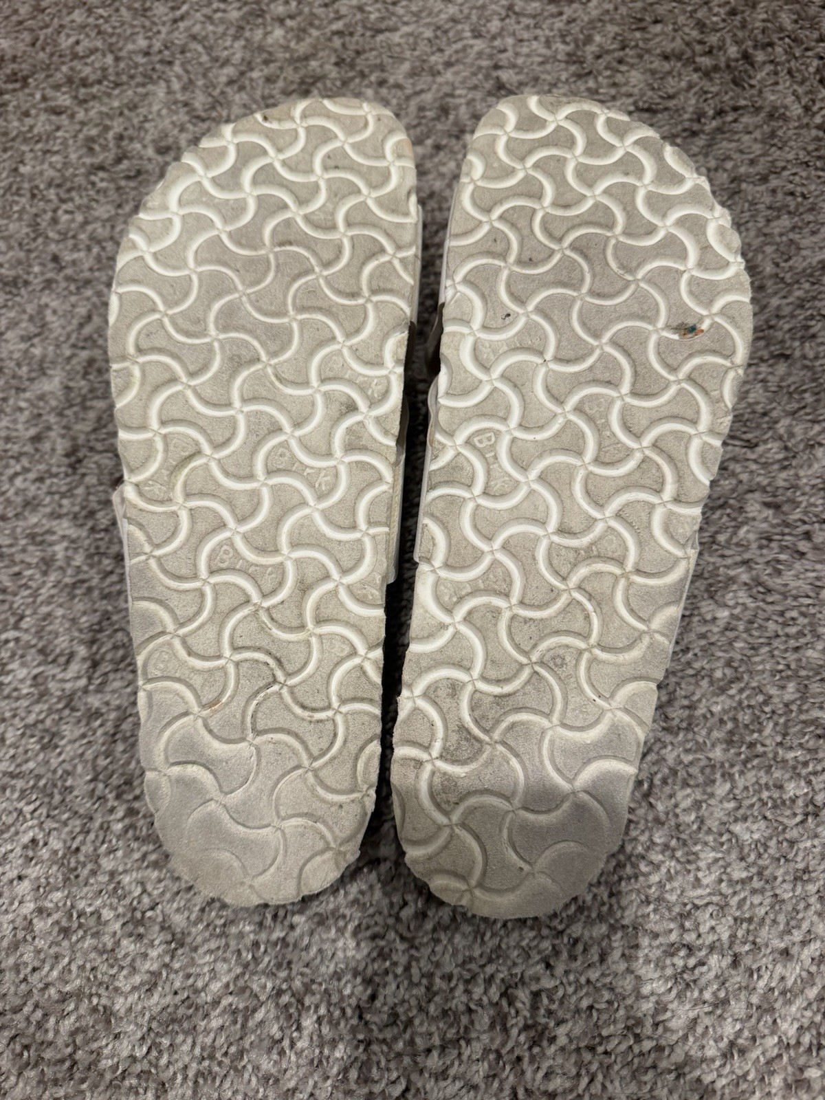Birkenstock Yao Birko-Flor Women’s Sandals, Size US 10/10.5, EU 41, White