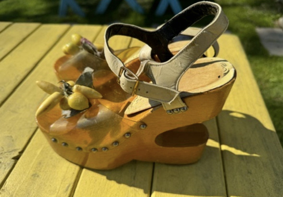 Rare Vintage 1970’s Kimel Sabots Lemon Wood Platform Shoes Heels