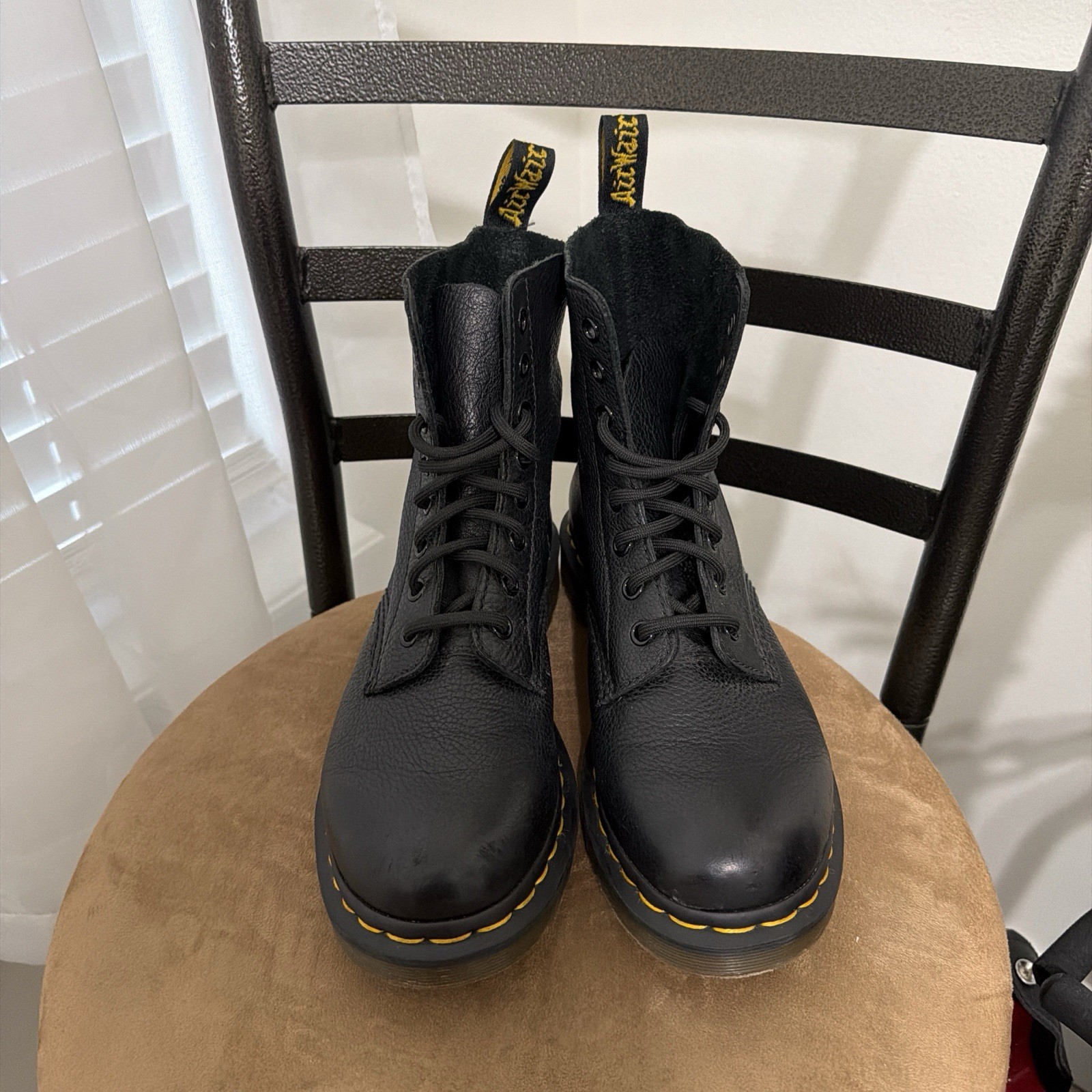 Dr. Martens Pascal 1460 Virginia Leather Boots for Women, Size US 7 – Black -…