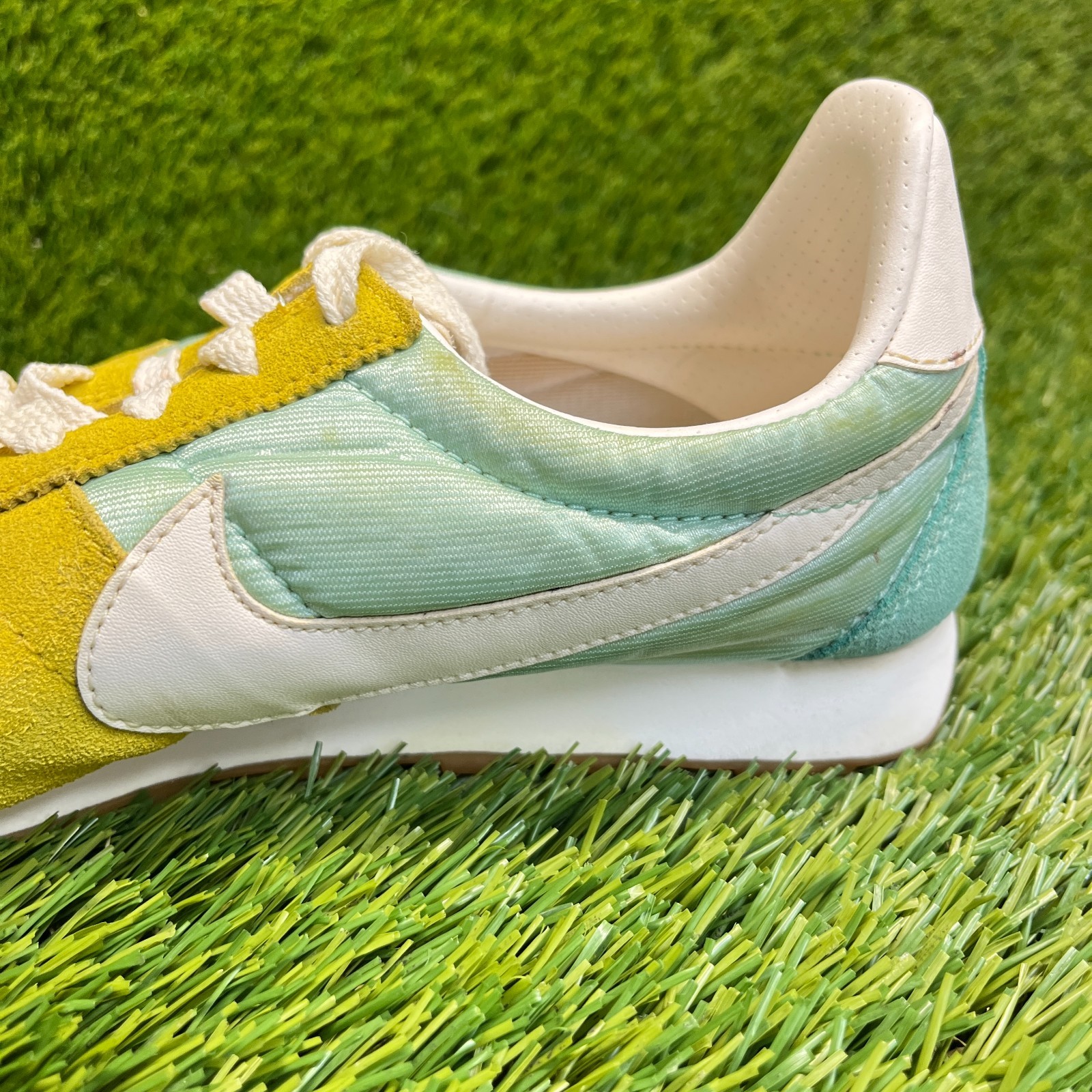 Nike Montreal Racer Womens Size 9.5 Yellow Green Athletic Tennis Shoes Sneakers