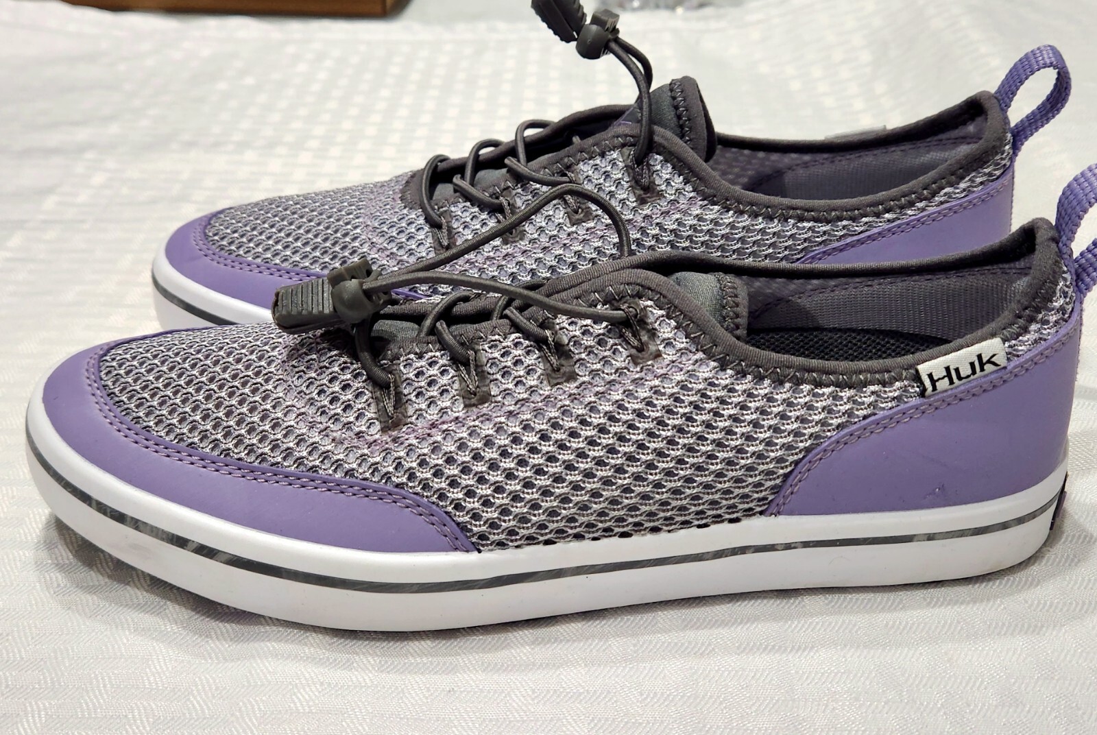 Huk Mania Women’s Size 8 Lilac Purple / Charcoal Grey Performance Fishing Shoes