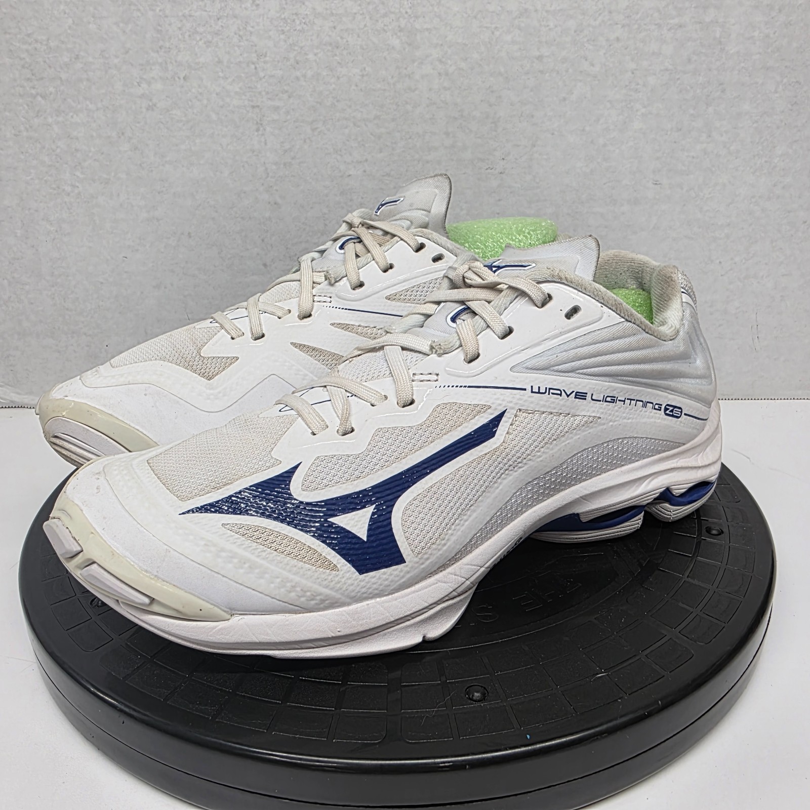 Mizuno Volleyball Shoes Women’s Sz 8 White Blue Wave Lightning Z6 Gym Indoor