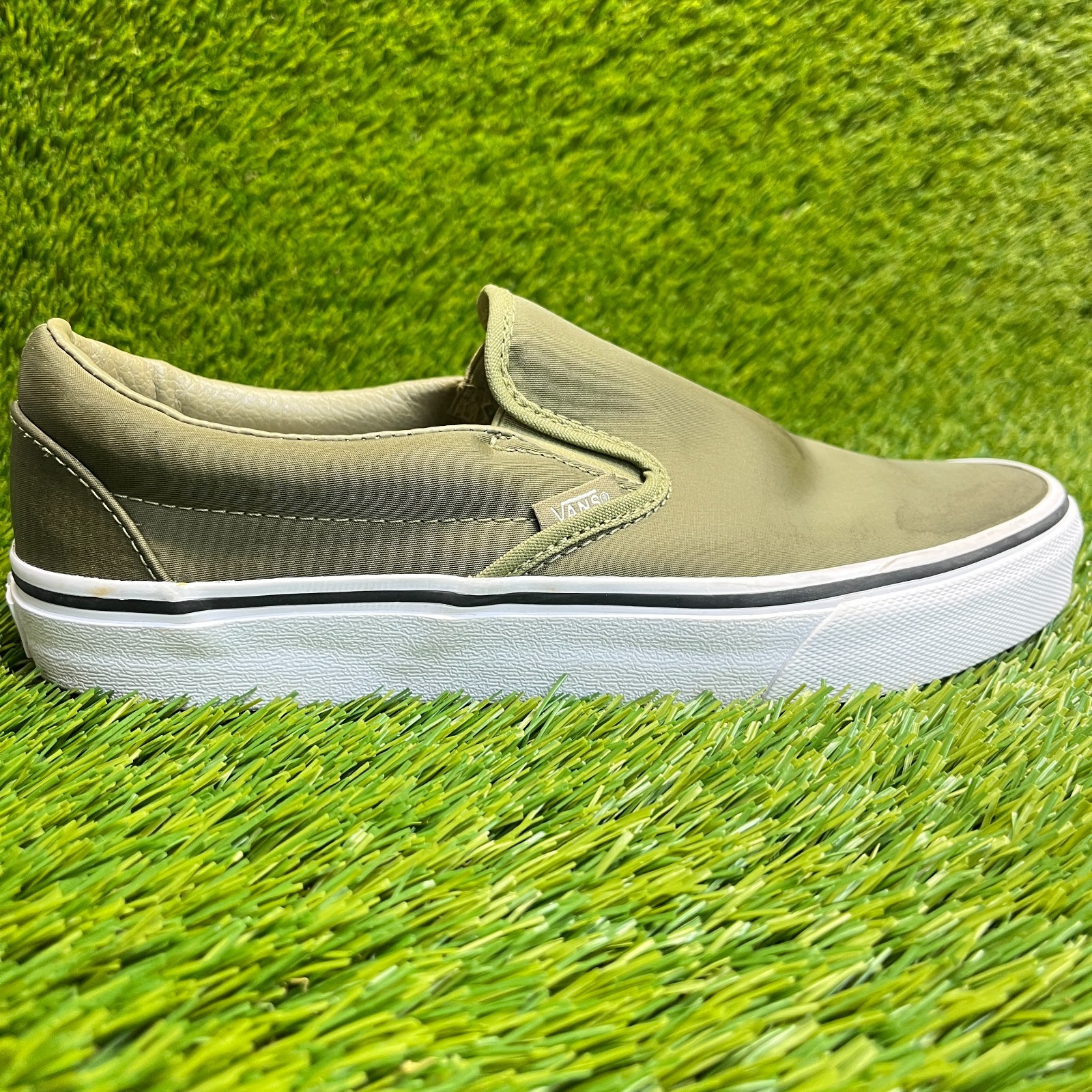 Vans Classic Slip-On Nylon Aloe Womens Size 8 Green Athletic Shoes Sneakers