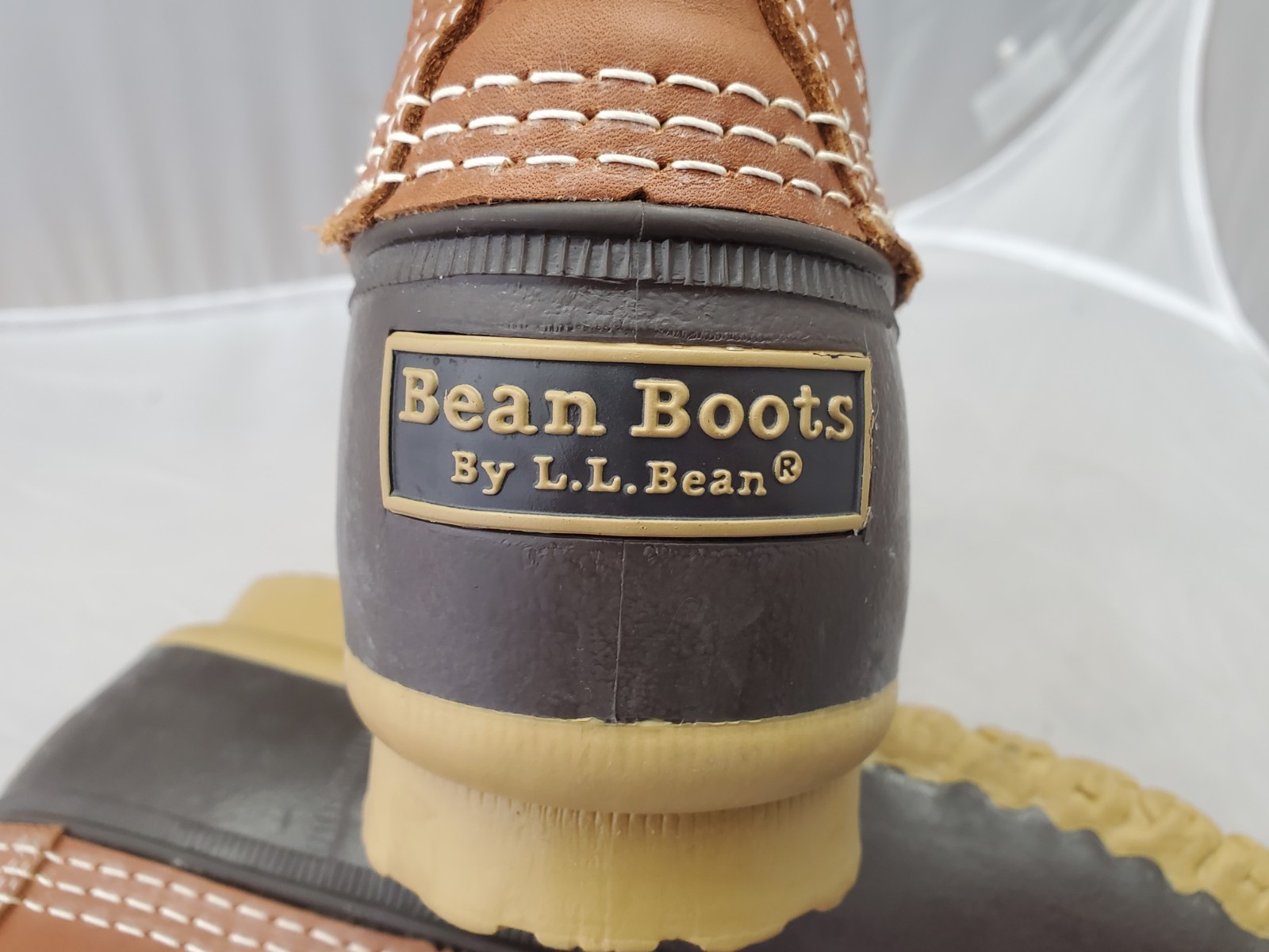 L.L.Bean 8″ Unlined Bean Boots Womens Size 8M Chain Tread Brown Leather USA Made