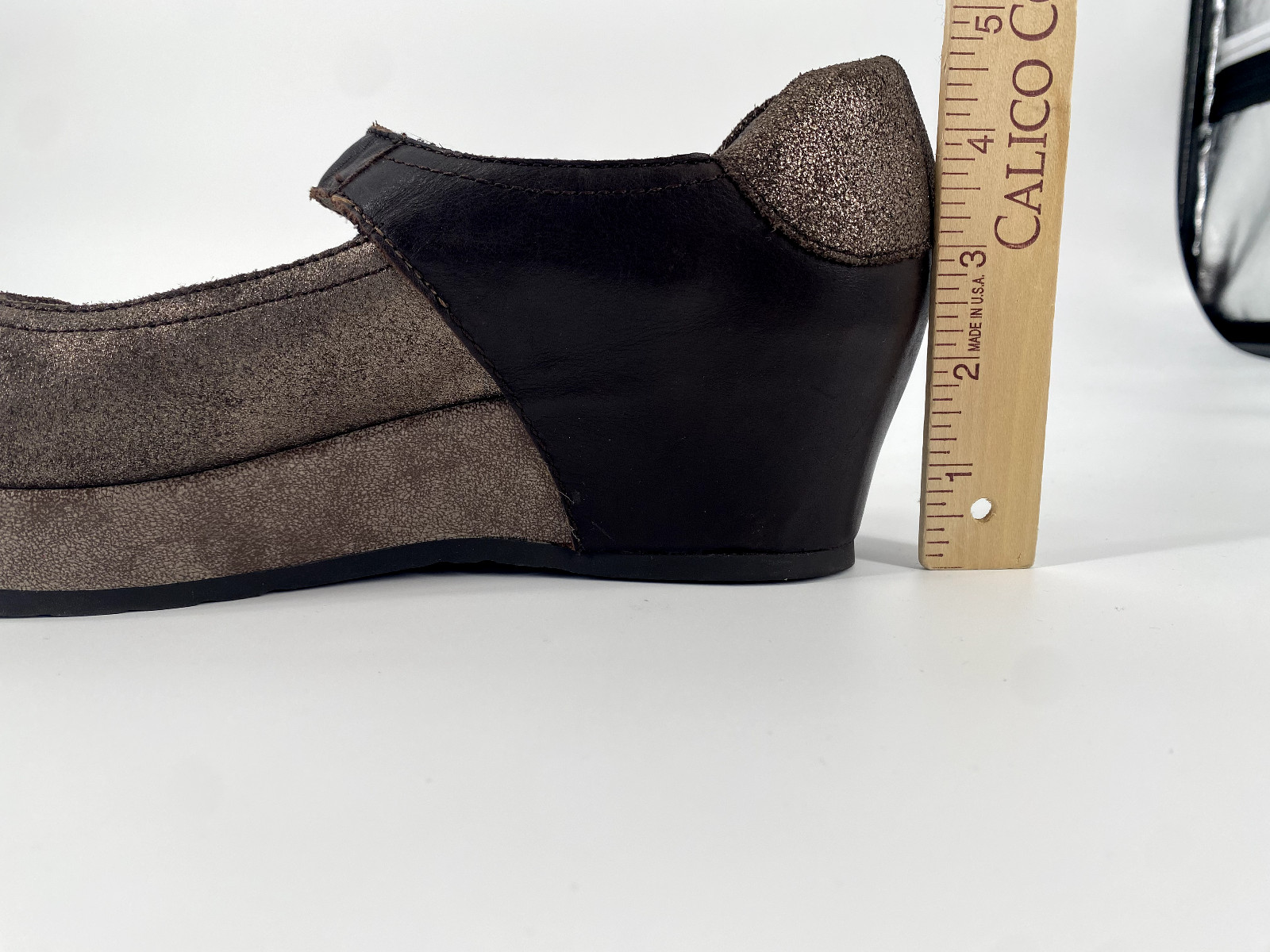 OTBT 10 M Aura Brown Mary Jane Platform Wedge Shimmer Metallic Buckle