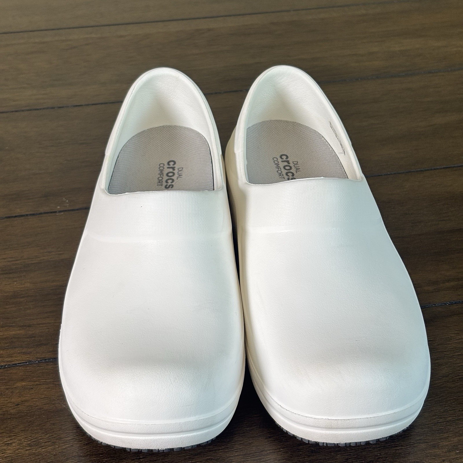 Crocs Neria Pro II Dual Womens 8 Comfort White Clogs Slip Resistant Workwear