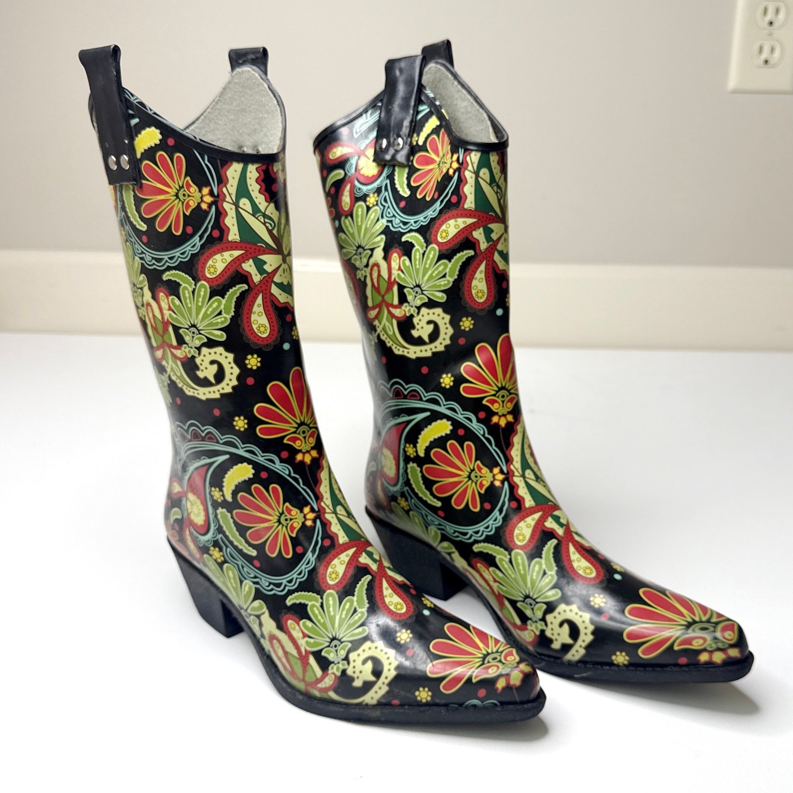 Nomad Women’s Yippy Western Rain Boot Size 7 Waterproof Floral Paisley Pull On