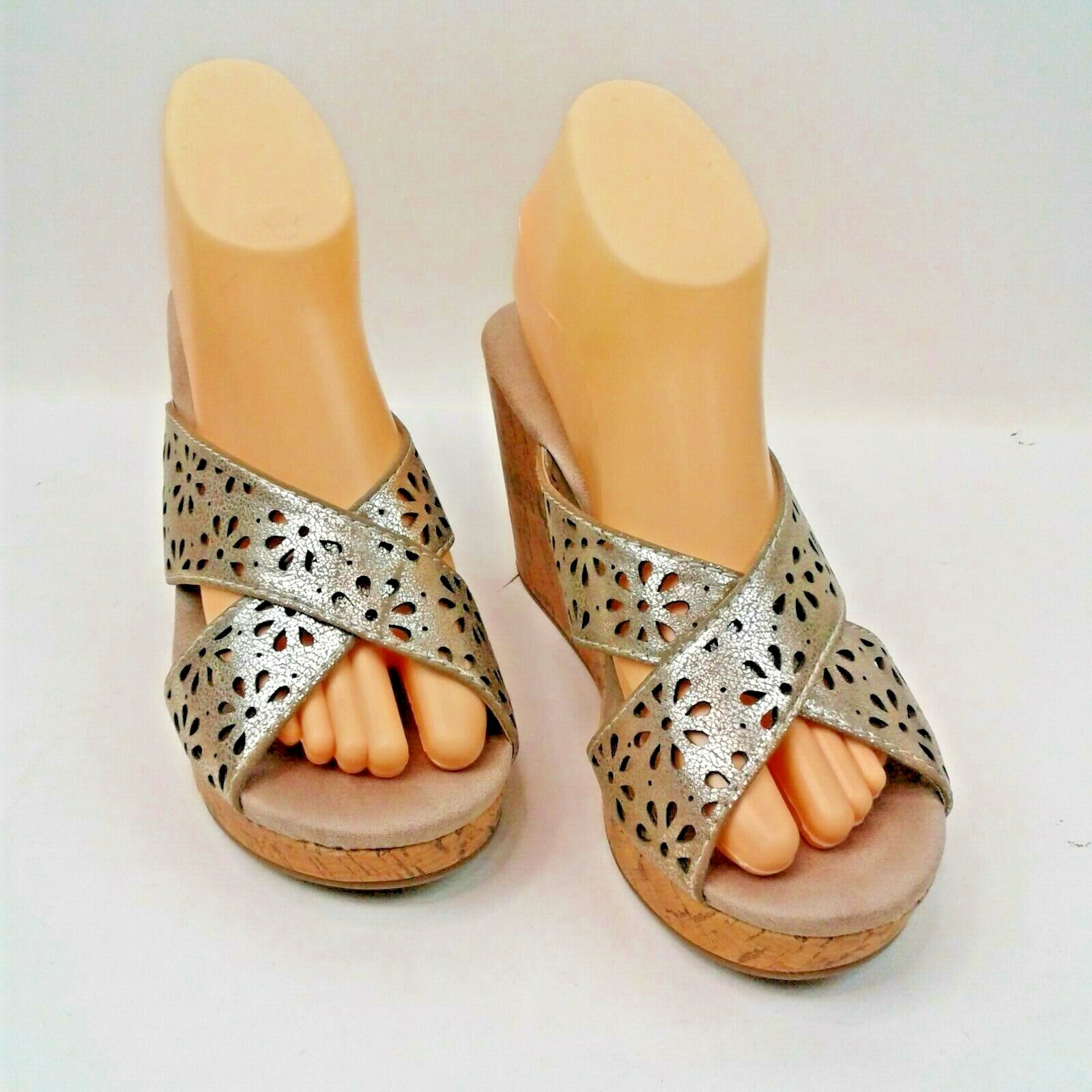 Rampage Womens Silver/Cork 3.75″ Wedge Heels Mules/Slides Size 3.25 Wx8.75 Long