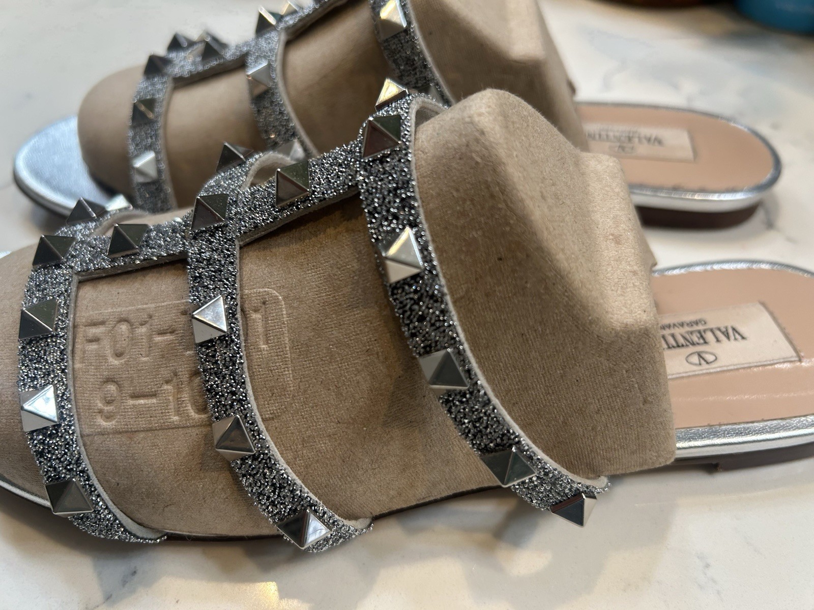 Valentino Garavani Silver Glitter Studded Strappy Slip-On Flat Sandals 38.5