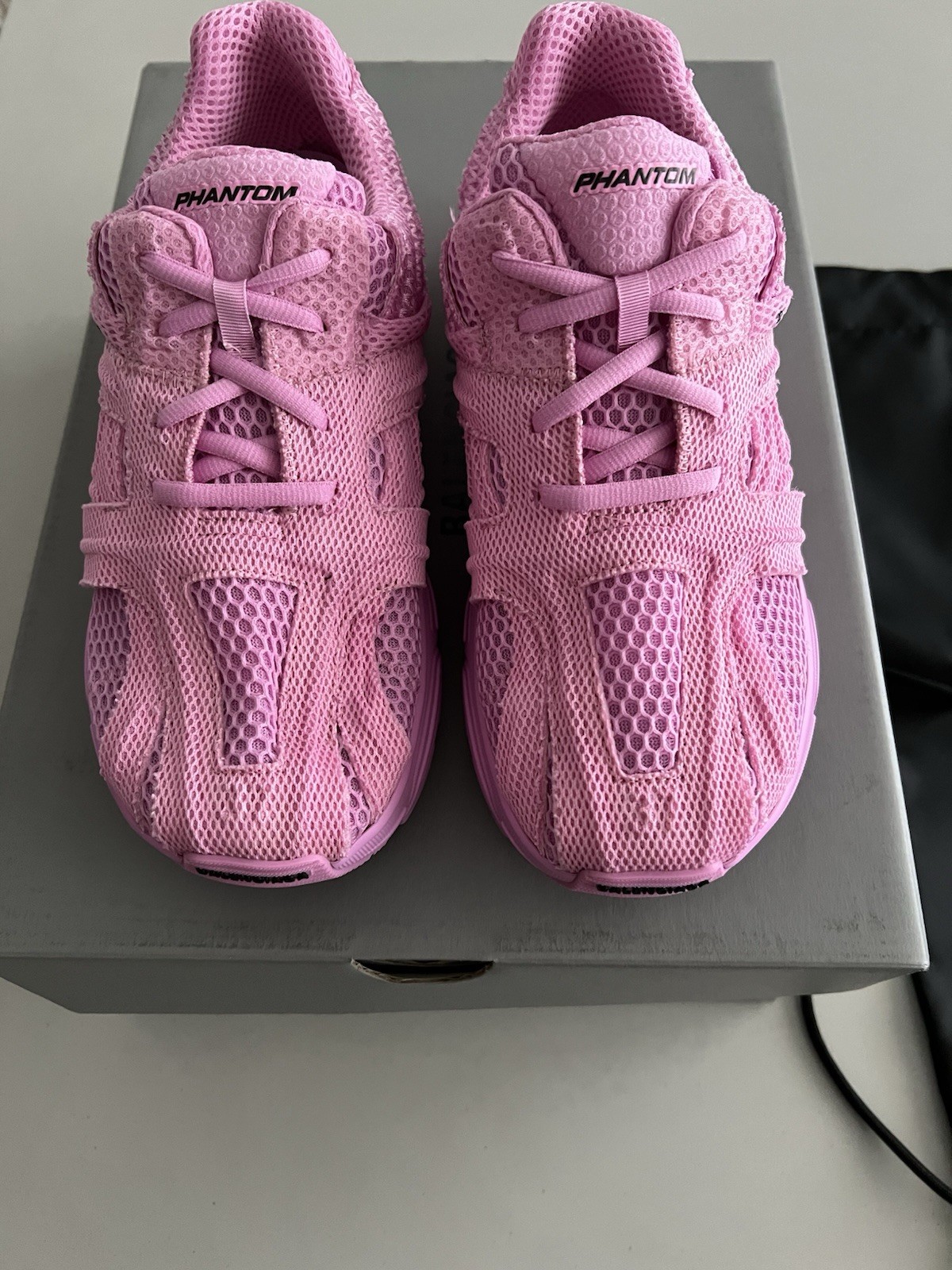 Balenciaga PHANTOM Sneakers MONOCOLOR FABRIC / MESH Pink EU37/US7