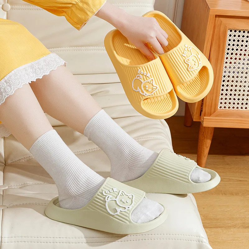 Summer Women’s Slippers Fashion Indoor Soft Sole Durable And Wear-resistant Cute