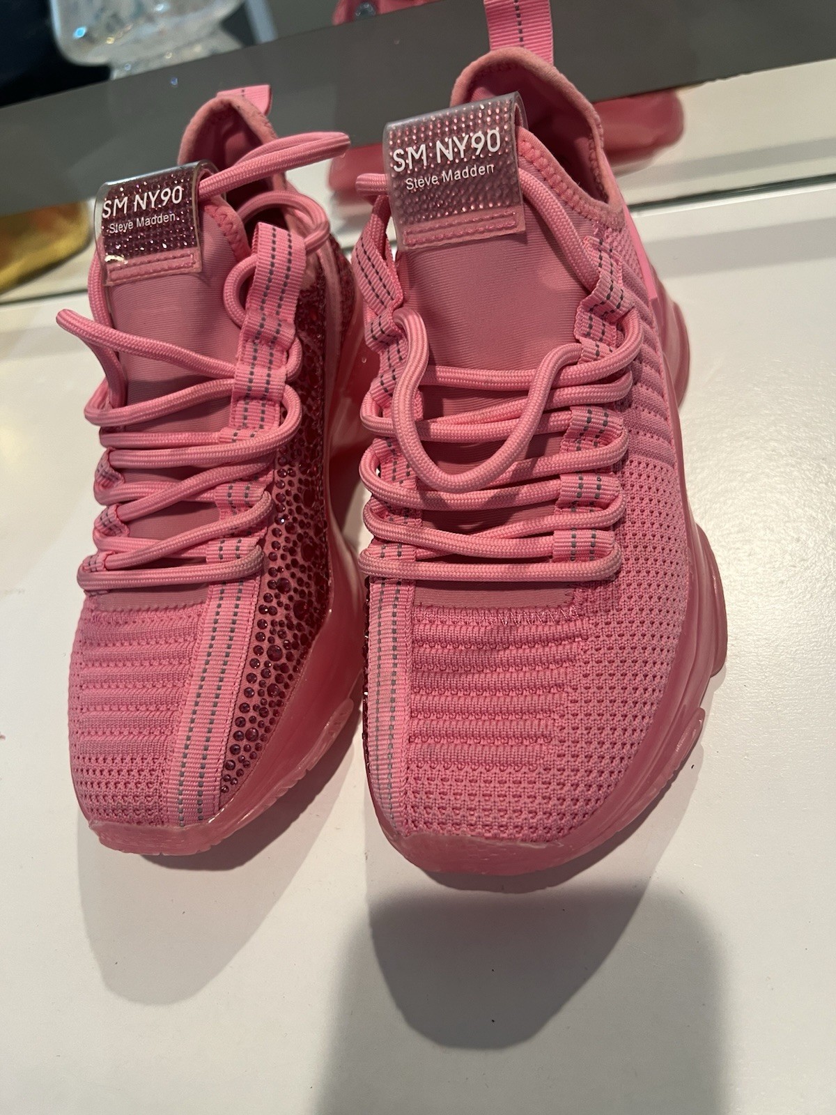 Steve Madden SM NY 90 Women’s Pink Knit Lace-Up Low Top Sneakers Rhinestone