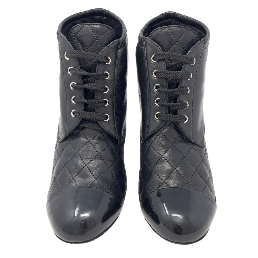 Chanel Heels Black Leather Shoes Ankle Boots CC Logo Quilted Cap Toe EU 37